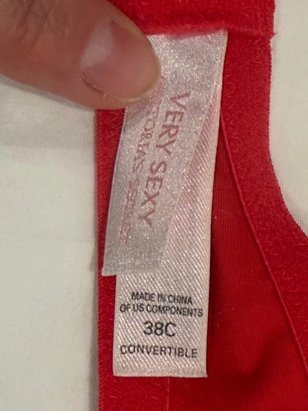 ✅ Victoria’s Secret 38C very sex Red Underwire Bra convertible strap light lined